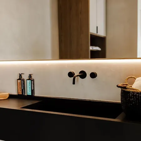 Radream & Hotel Radhimë