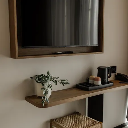 Radream & ホテル Radhimë