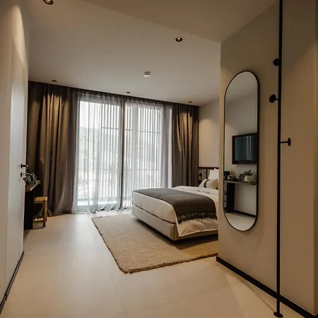 Hotell Radream & 4*