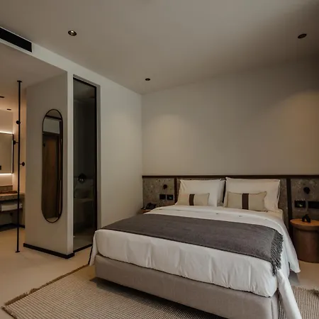 Radream & ホテル Radhimë