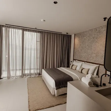 ホテル Radream & Radhimë